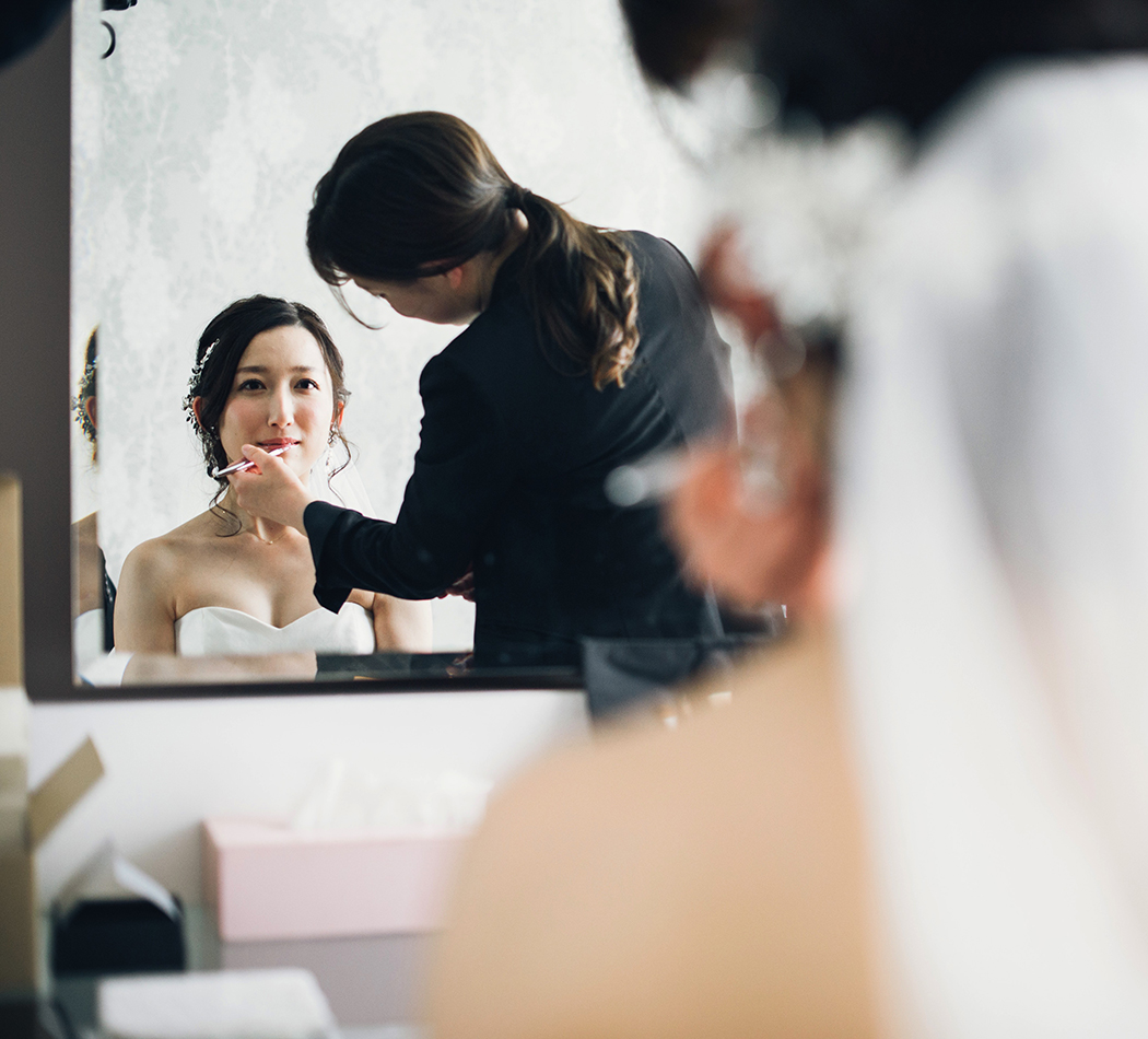 特別なヘアメイクで<br />
貴方の魅力を引き出します