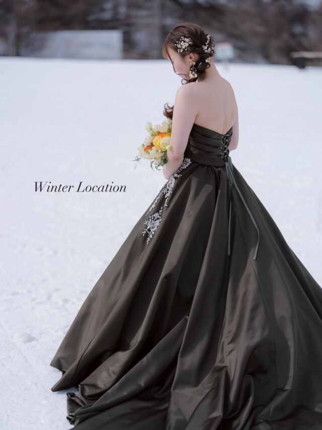 ⌇ Winter location ❄️

ウィンタースポーツ好きのアクティブなおふたり🤍
2月の雪景色の中で撮影されました📸

桜、ひまわり、紅葉、雪景色etc...
季節ごとに変わるシチュエーションで
大切な思い出を残しましょう🥂

撮影枠には限りがあります
お早めにご相談ください📩

詳しくは問い合わせください ▷▶▷
DM @weddiurlmaria 
TEL 055-225-6307

何も決まっていなくても大丈夫です！
その他ロケーション撮影、スタジオ撮影プランございます。
おふたりに合ったフォトウェディングを見つけましょう‪ 𓈒𓏸

𓂃𓂃𓂃𓂃𓂃𓂃𓂃𓂃𓂃𓂃𓂃𓂃𓂃𓂃𓂃

結婚式をお考えの新郎新婦様！
式場紹介も承っております𓈒𓏸︎︎︎︎ 
まずはお問い合わせください✨️

 ▷ @weddiurlmaria

𓂃𓂃𓂃𓂃𓂃𓂃𓂃𓂃𓂃𓂃𓂃𓂃𓂃𓂃𓂃

  𝘞𝘌𝘋𝘋𝘐𝘜𝘙𝘓 𝘔𝘈𝘙𝘐𝘈

📍 山梨県中巨摩郡昭和町飯喰457-5

  𝖳𝖤𝖫  055-225-6307
  𝖨𝗇𝗌𝗍𝖺𝗀𝗋𝖺𝗆 👗@weddiurlmaria 
  𝖨𝗇𝗌𝗍𝖺𝗀𝗋𝖺𝗆 💄@weddiurlmaria_hairmake

#和装 #洋装 
#前撮り
#ロケーションフォトウェディング
#フォトウェディング